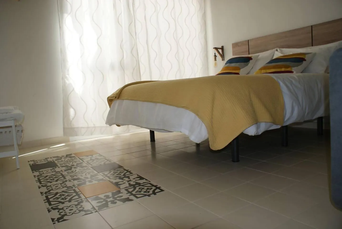 Апартаменты Sh Rosario Loft Chic En El Centro Historico Кадис